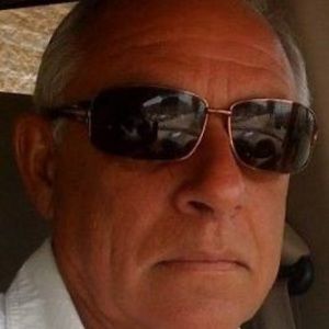 Meet your Posher, Dennis